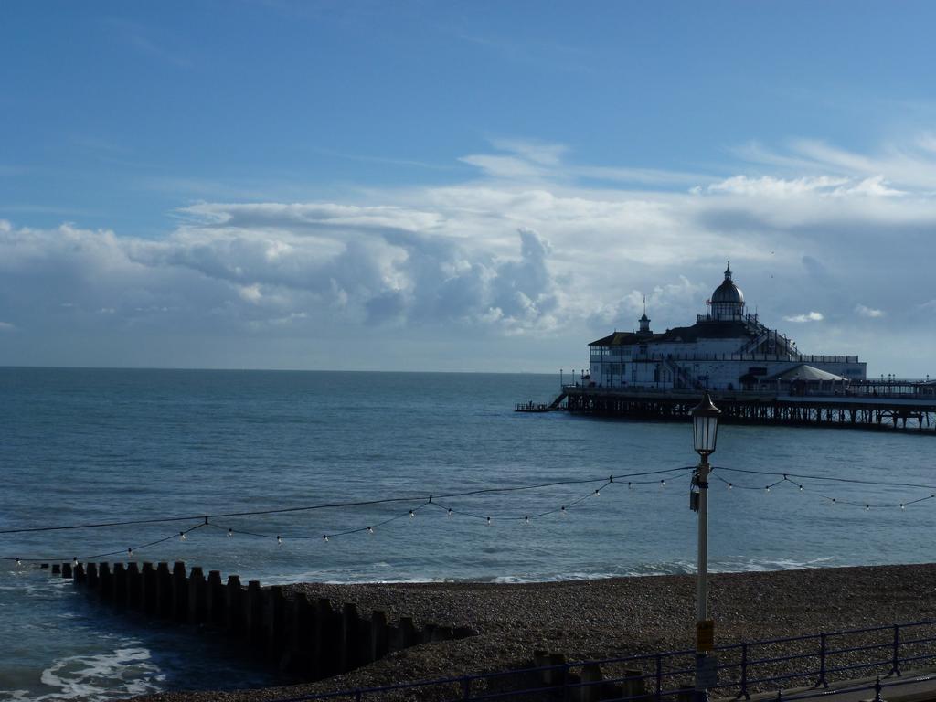 Royal Hotel (Adults Only) Eastbourne Dış mekan fotoğraf