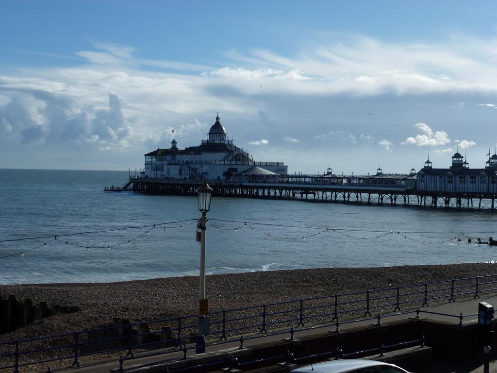 Royal Hotel (Adults Only) Eastbourne Dış mekan fotoğraf