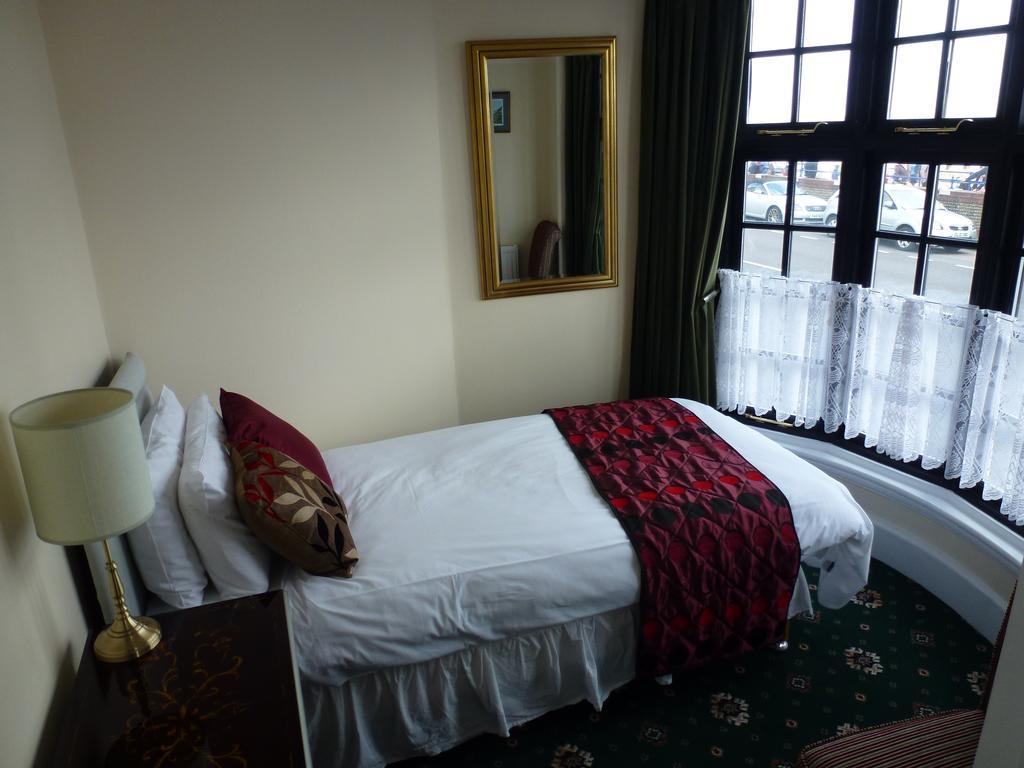 Royal Hotel (Adults Only) Eastbourne Dış mekan fotoğraf