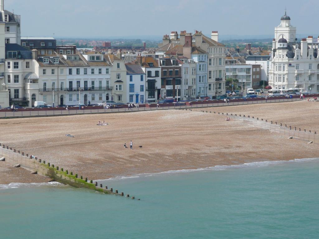 Royal Hotel (Adults Only) Eastbourne Dış mekan fotoğraf