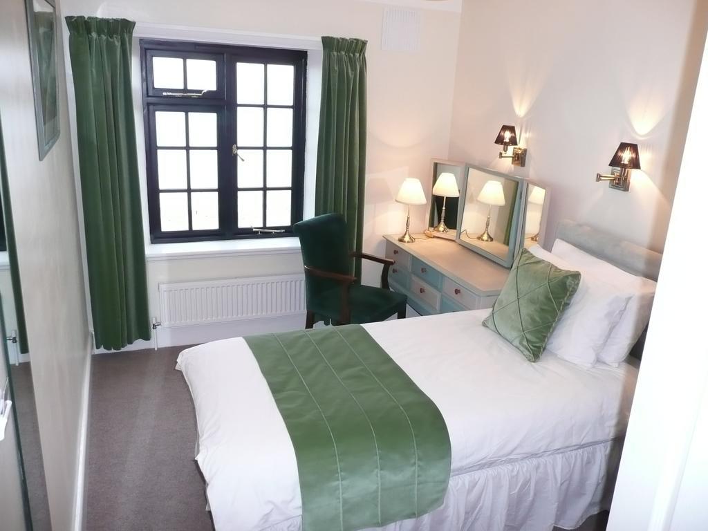 Royal Hotel (Adults Only) Eastbourne Oda fotoğraf