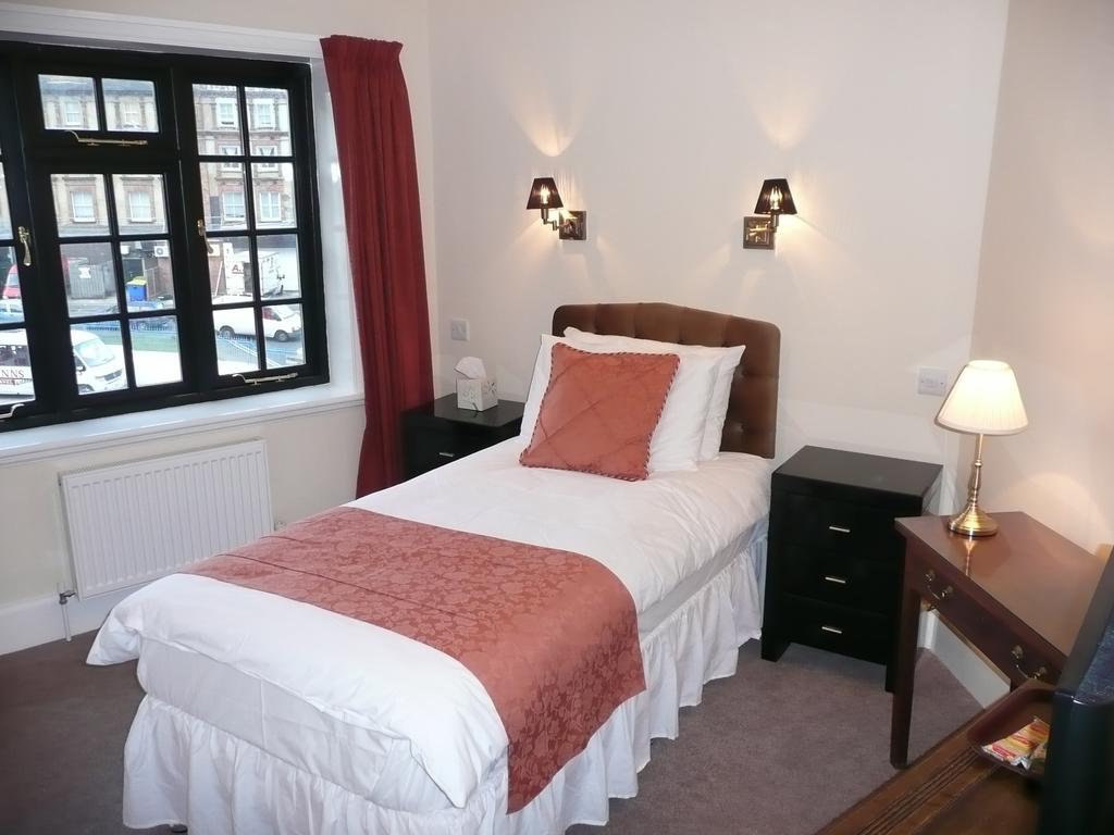 Royal Hotel (Adults Only) Eastbourne Oda fotoğraf